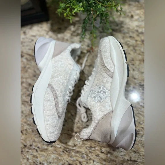 Tory Burch Good Luck Lace Up Trainer Running Sneakers 9.5 - Picture 2 of 10
